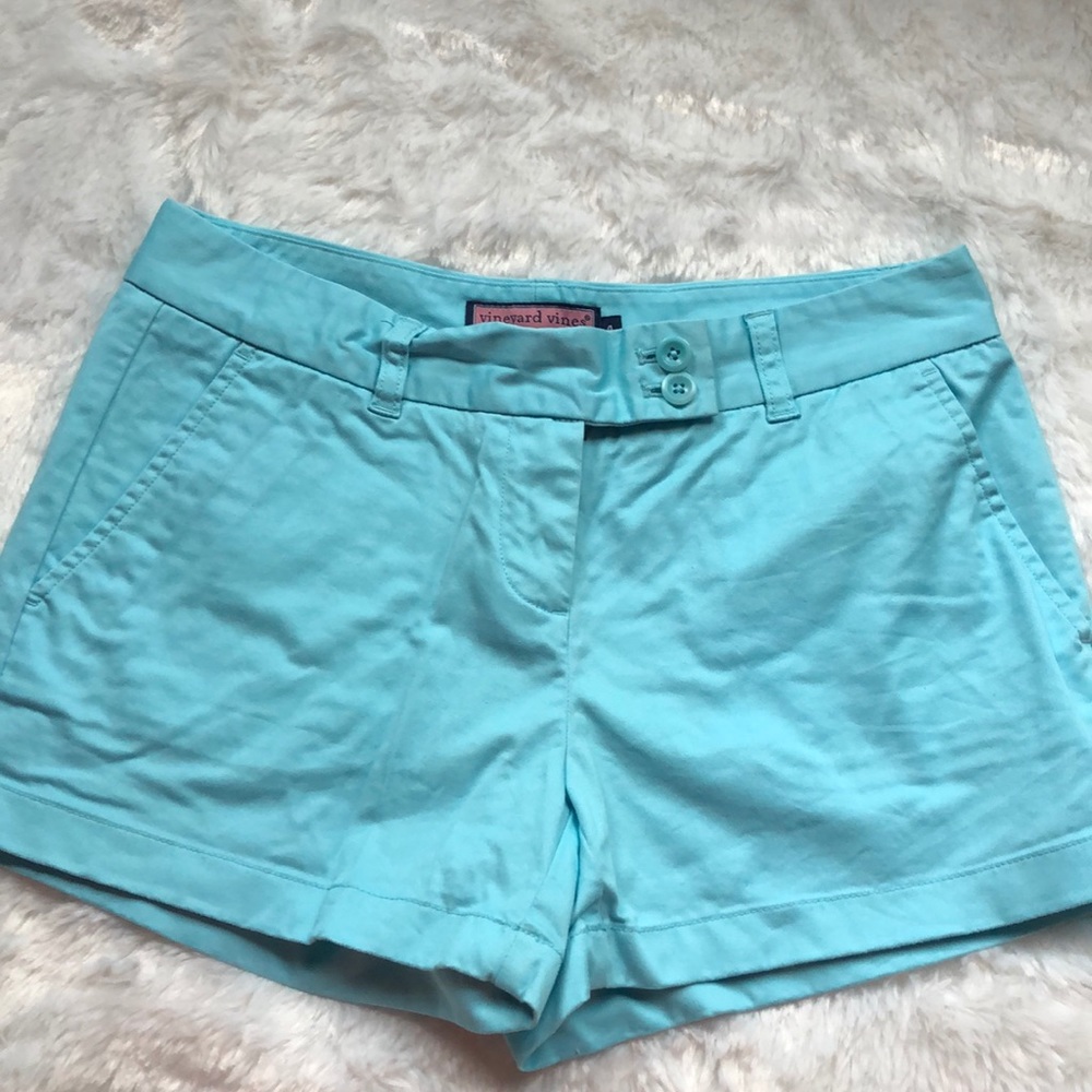 Vineyard vines day boat short